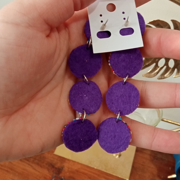 Beaded Long Retro Earrings - Picture 7 of 7